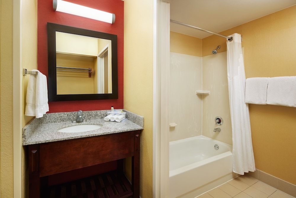Standard Room, 2 Queen Beds, Accessible (Communication Accessible)