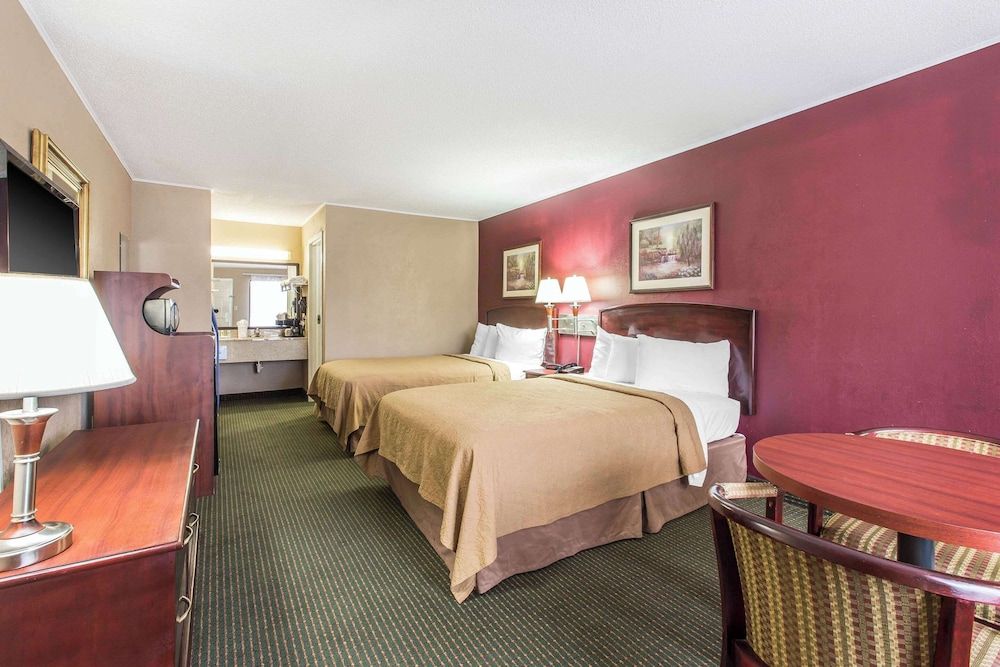 Room, 2 Double Beds, Non Smoking, Lake View
