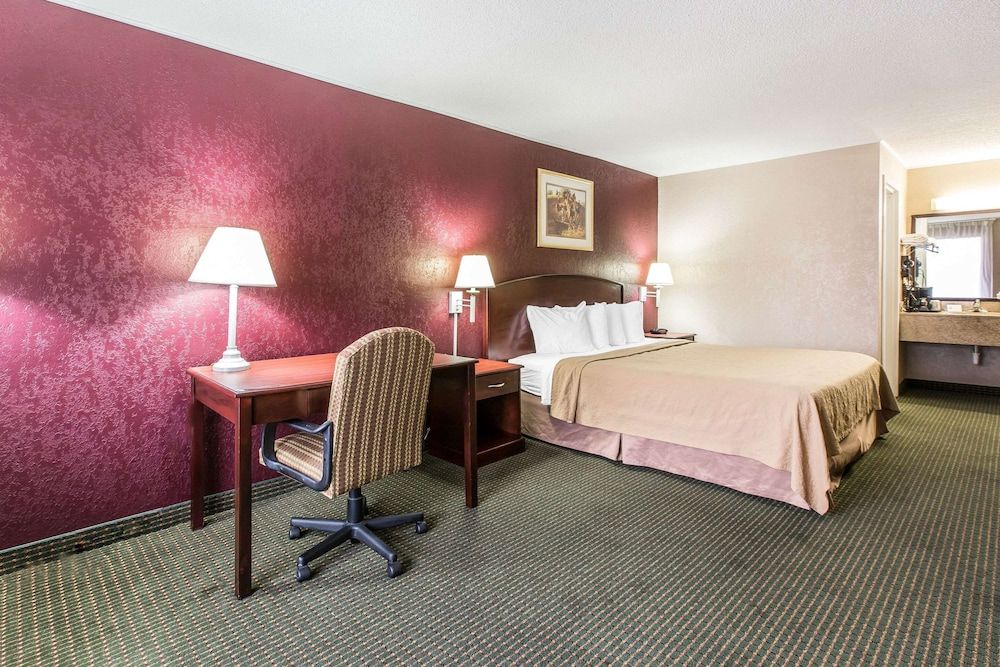 Standard Room, 1 King Bed, Non Smoking