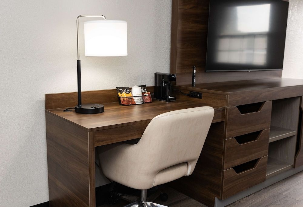 Bhagat Hotels Stone Mountain Atlanta BW Signature Collection Suite, 2 Queen Beds, Non Smoking (Larger Room) 5