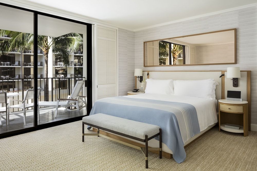 Halekulani Junior Suite, Garden View (Garden)