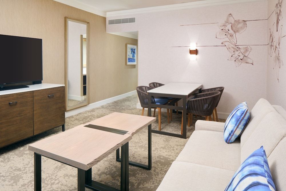 Prince Waikiki Ocean View Suite 1 Bedroom 2 Queen Beds 4