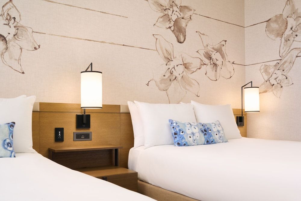 Prince Waikiki Club Premier Oceanfront 2 Queen Beds