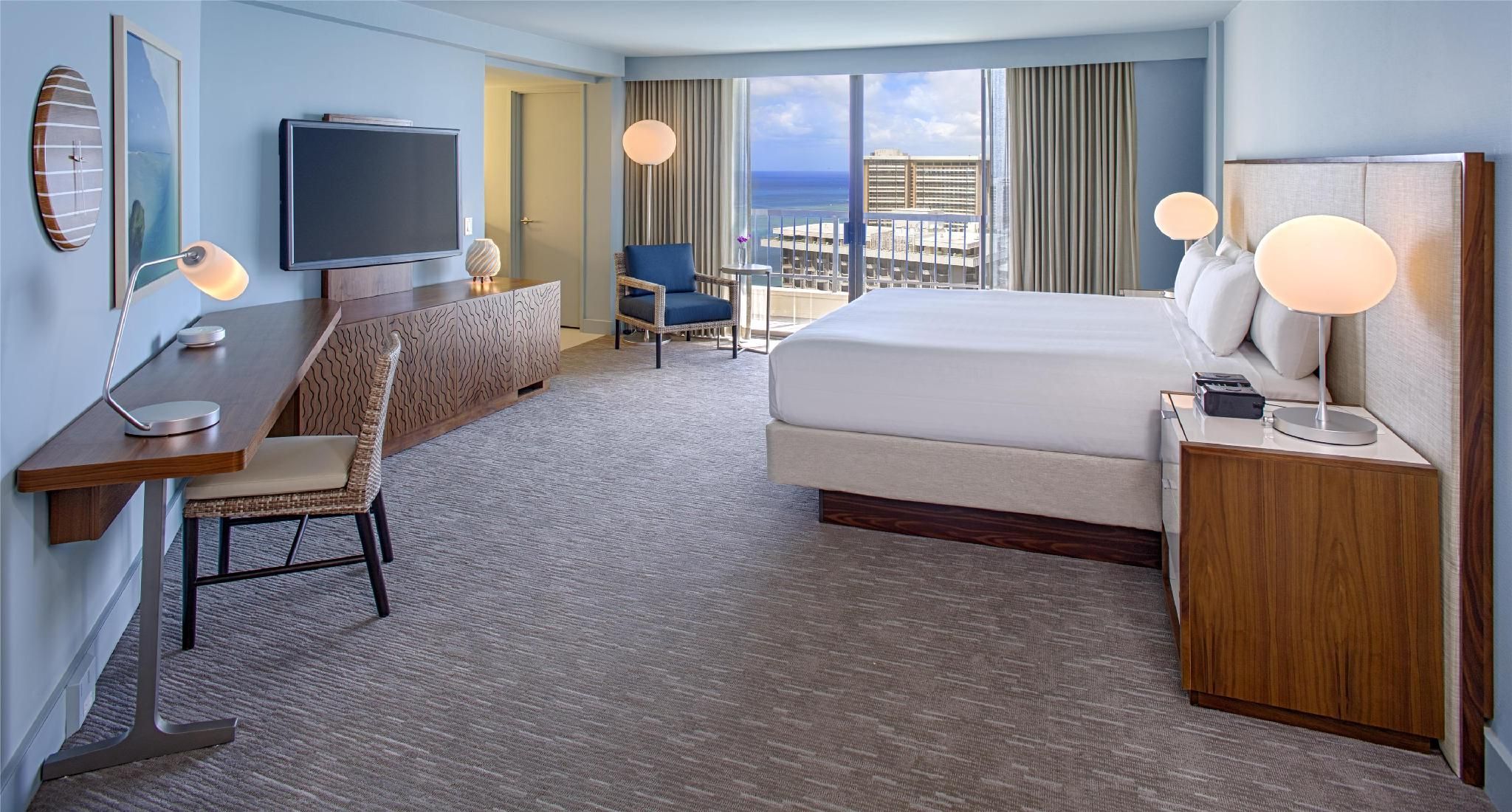 1 King Bed With Ocean View High Floor