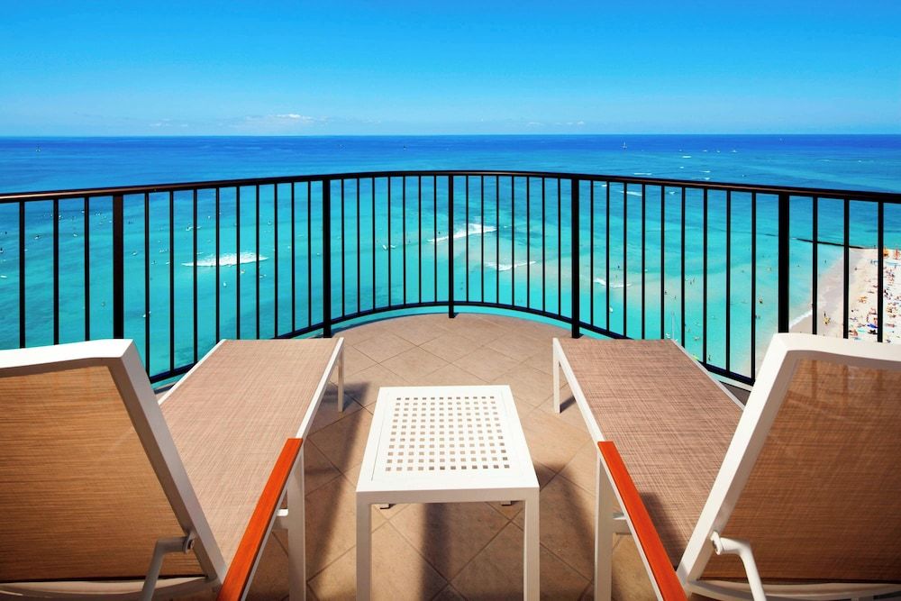 Suite, 1 Bedroom, Non Smoking, Oceanfront (Renovated)