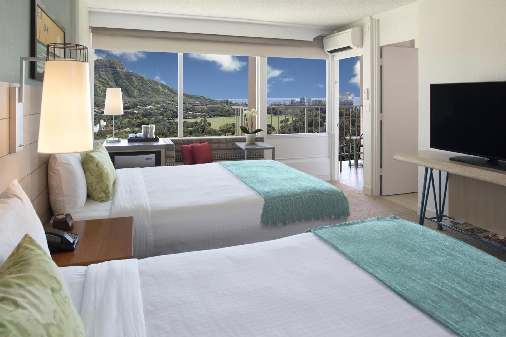 Queen Kapiolani Hotel Ocean View Balcony - Queen Queen