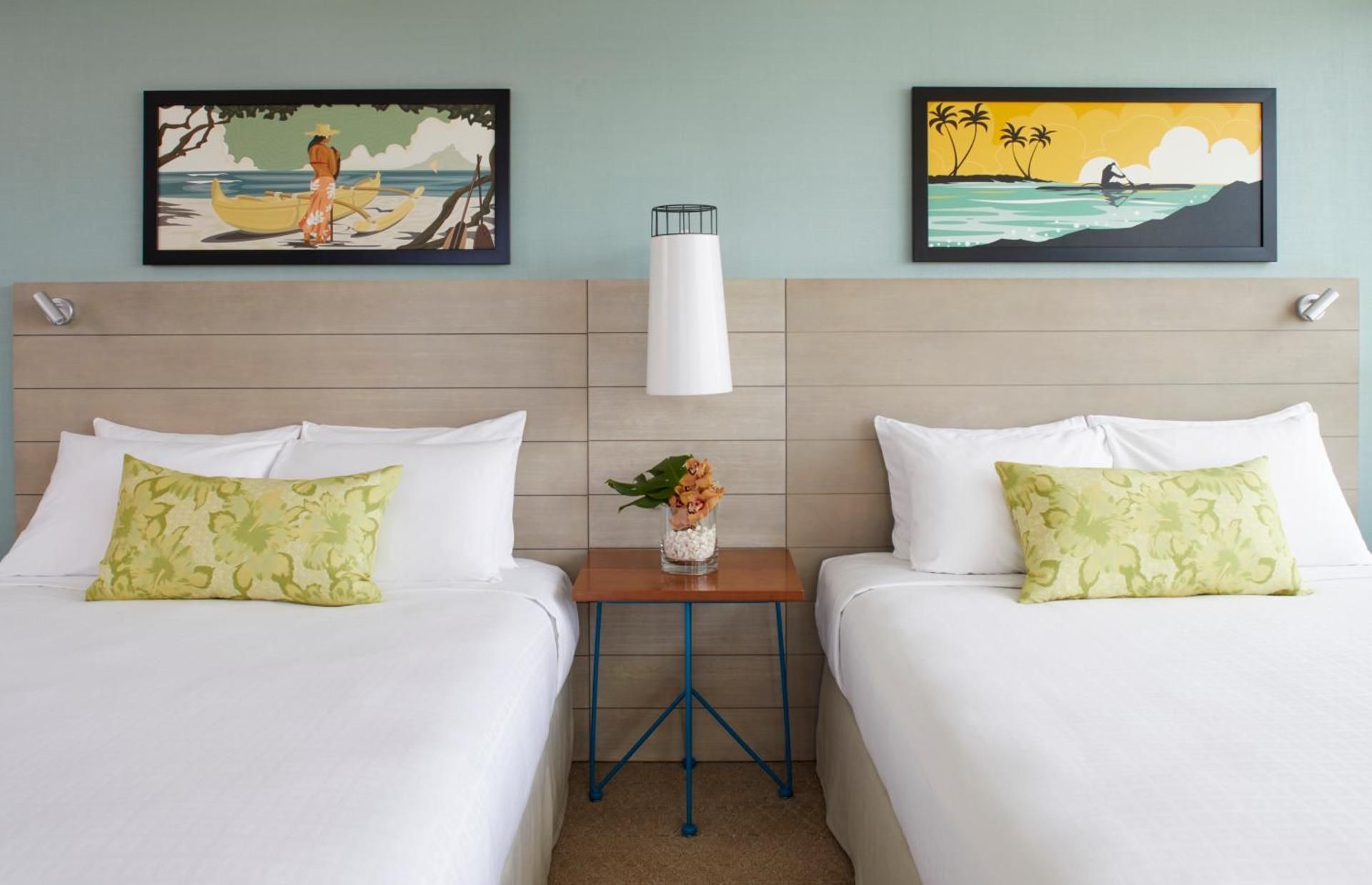 City View Balcony - Queen Queen