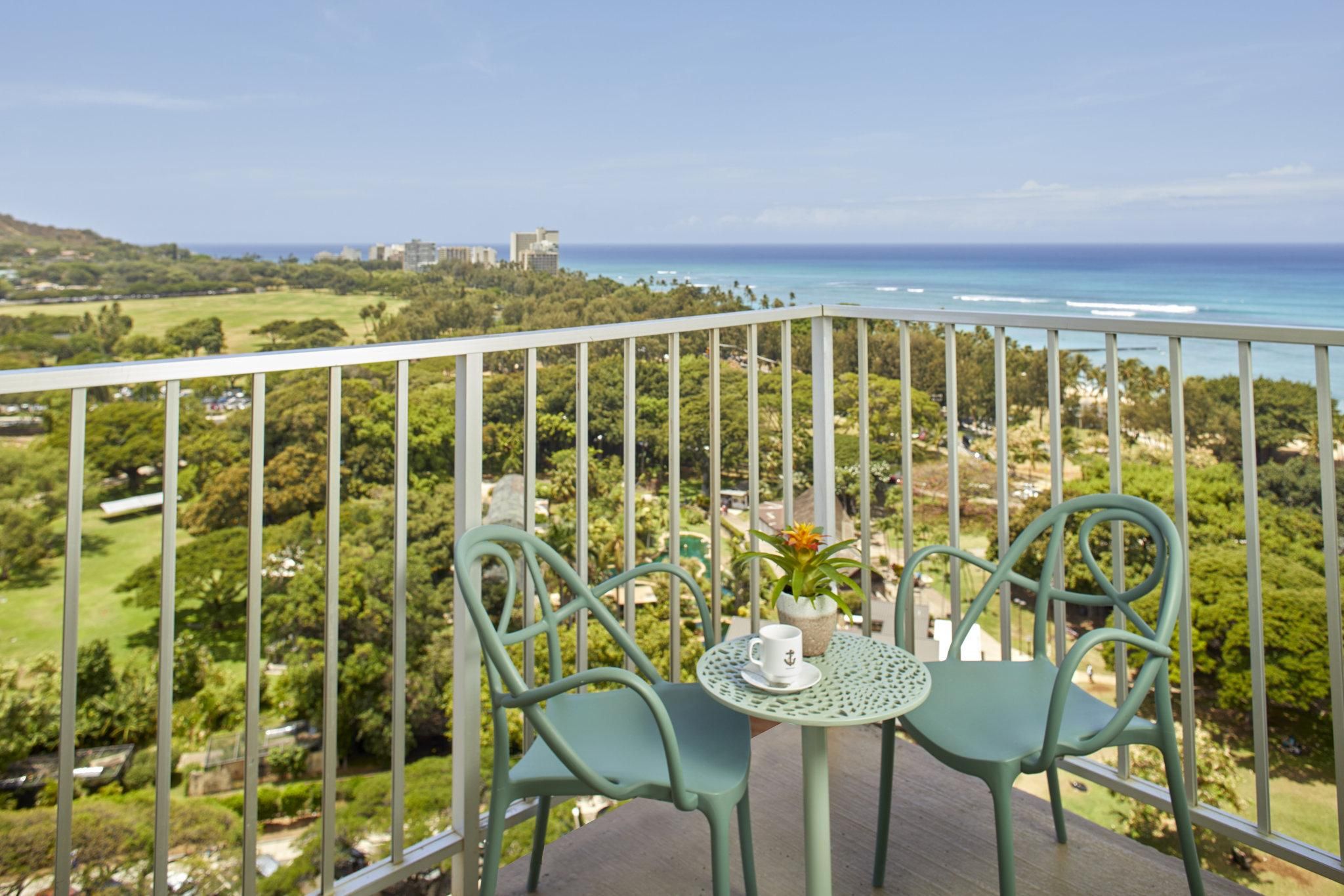 Queen Kapiolani Hotel Ocean View Balcony - Queen Queen 2
