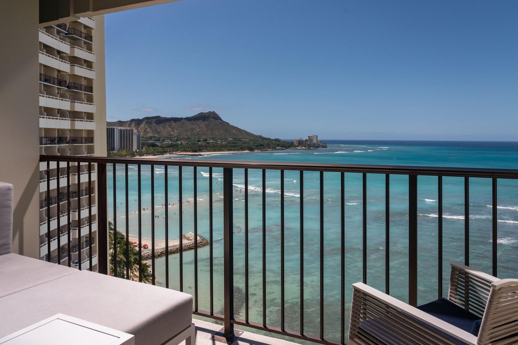 High Ocnfrnt Floors 10-19, Guest Room, 1 King, Oceanfront