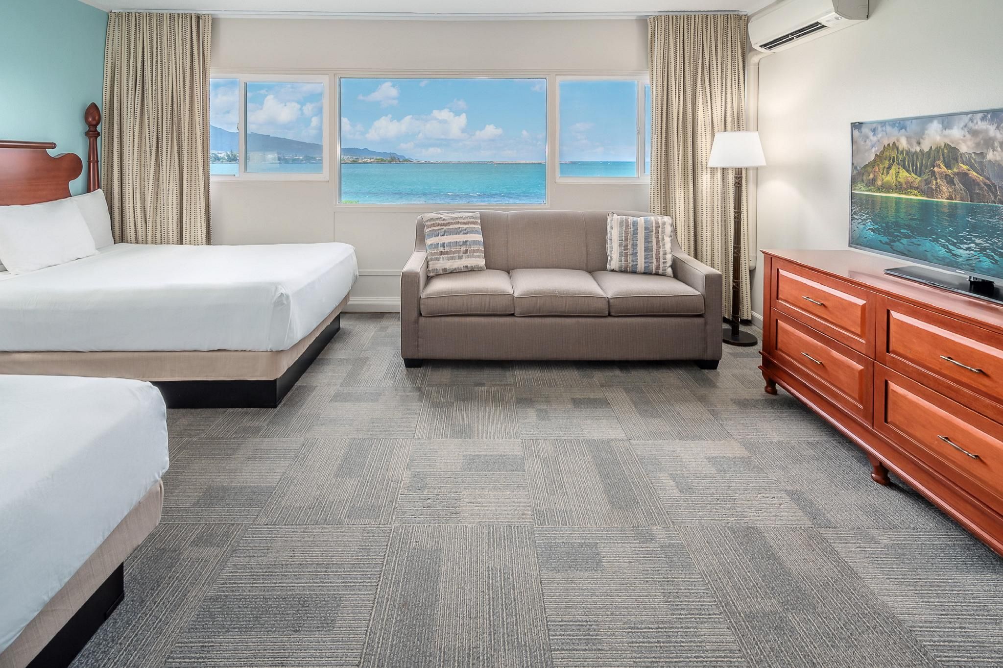 2 Double Beds Oceanfront