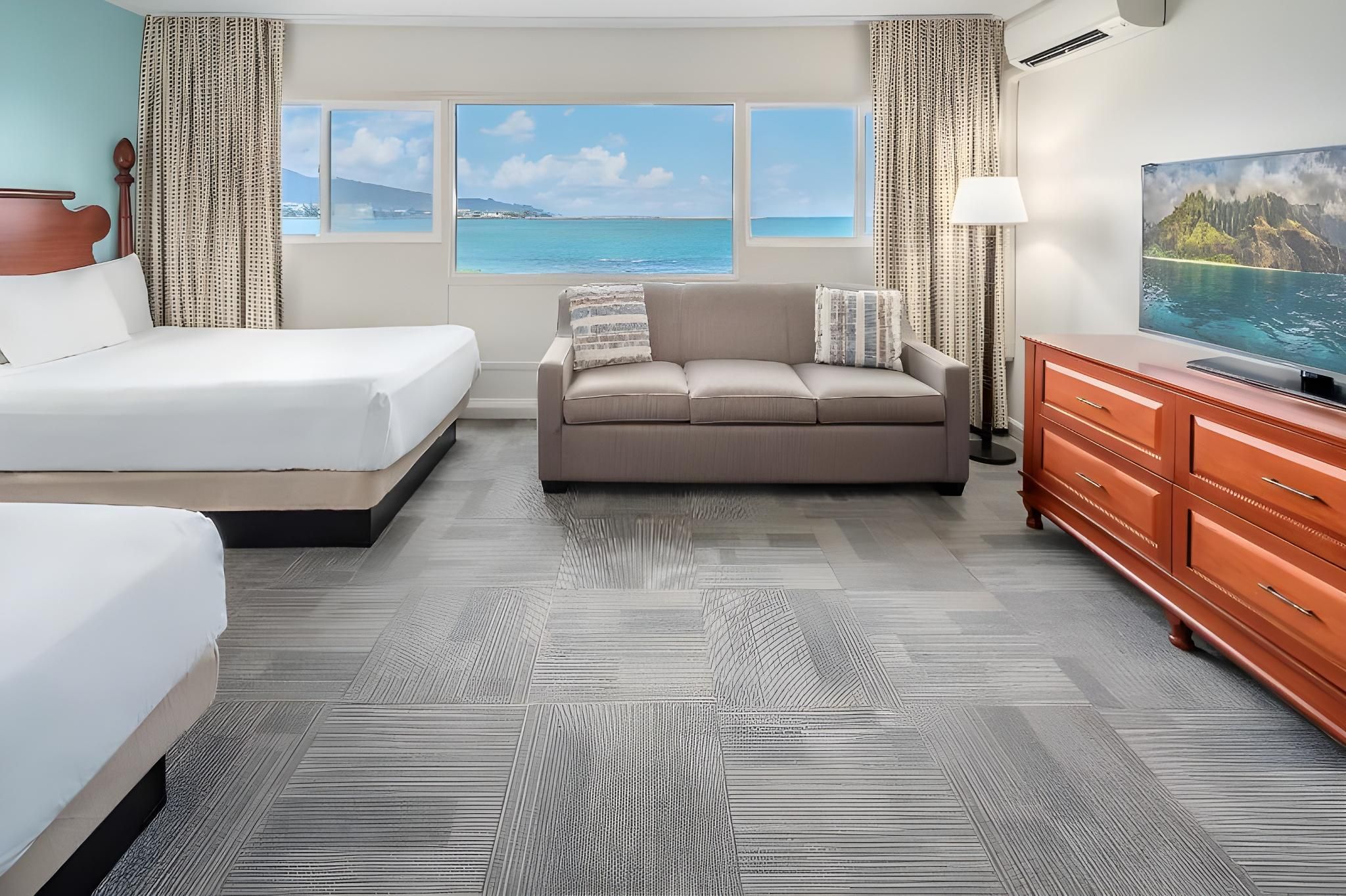 2 Double Beds - Ocean View