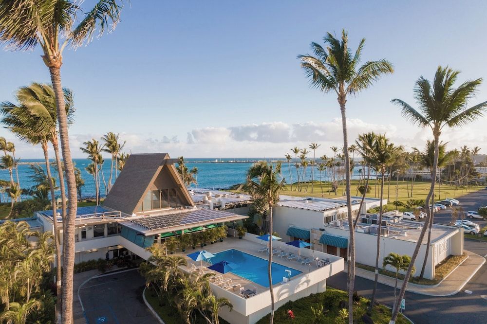 undefined Maui Beach Hotel 7