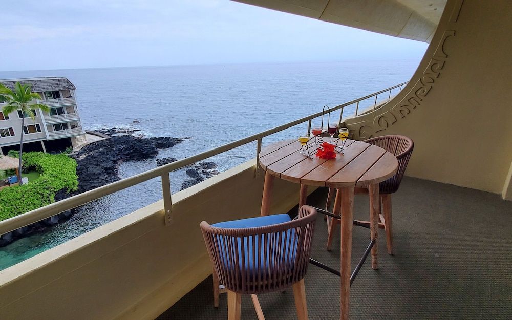 undefined Royal Kona Resort 9