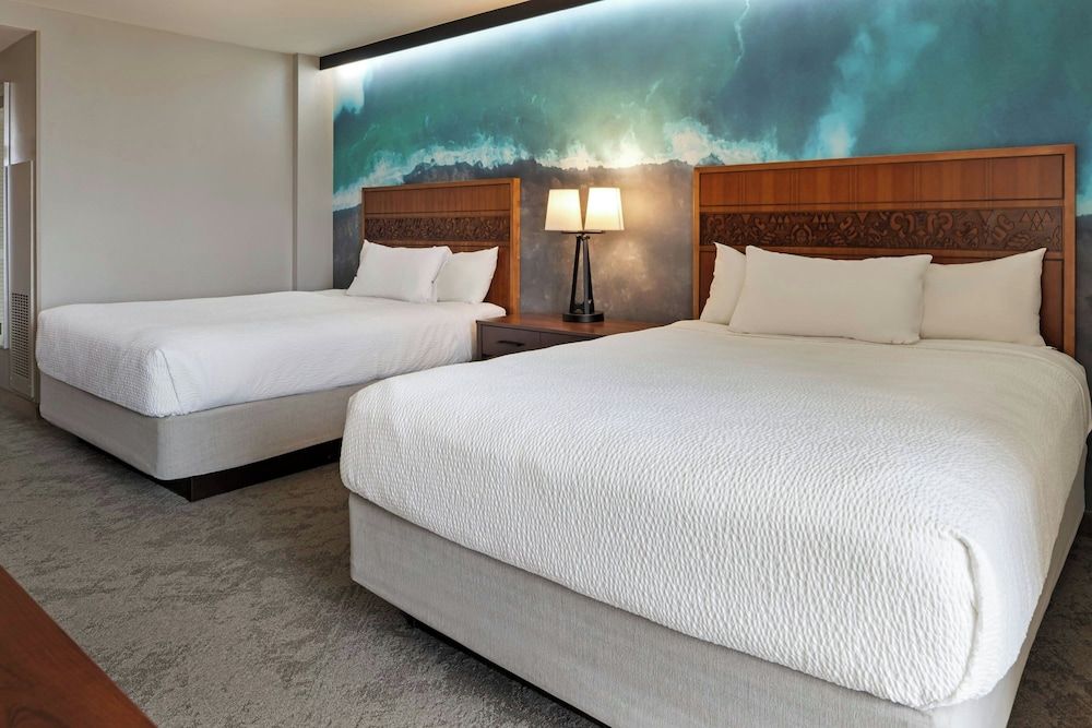 Courtyard by Marriott King Kamehameha's Kona Beach Hotel Room, 2 Queen Beds, Resort View (Balcony)