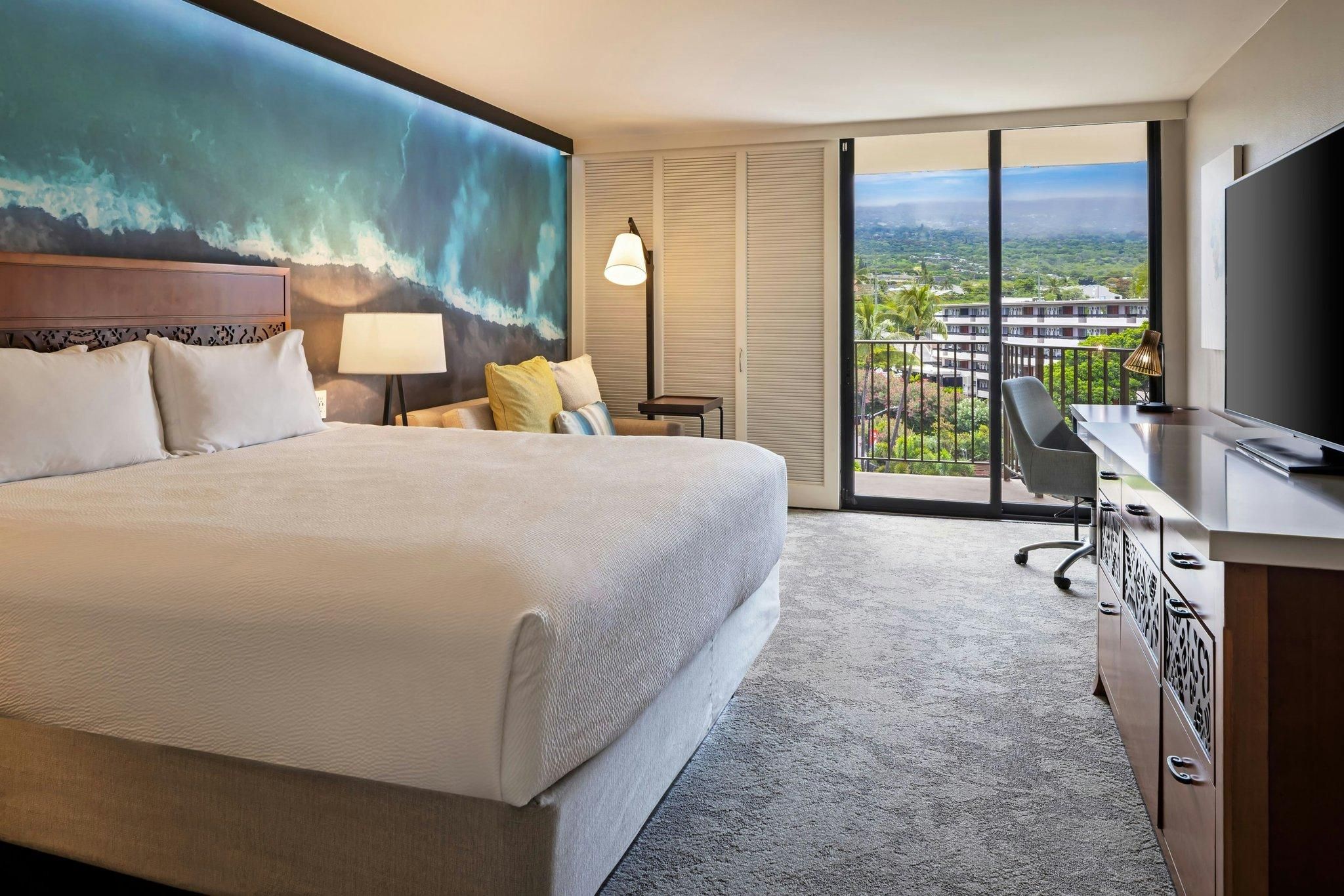Guest room, 1 King, Sofa bed, Mountain view, Balcony  