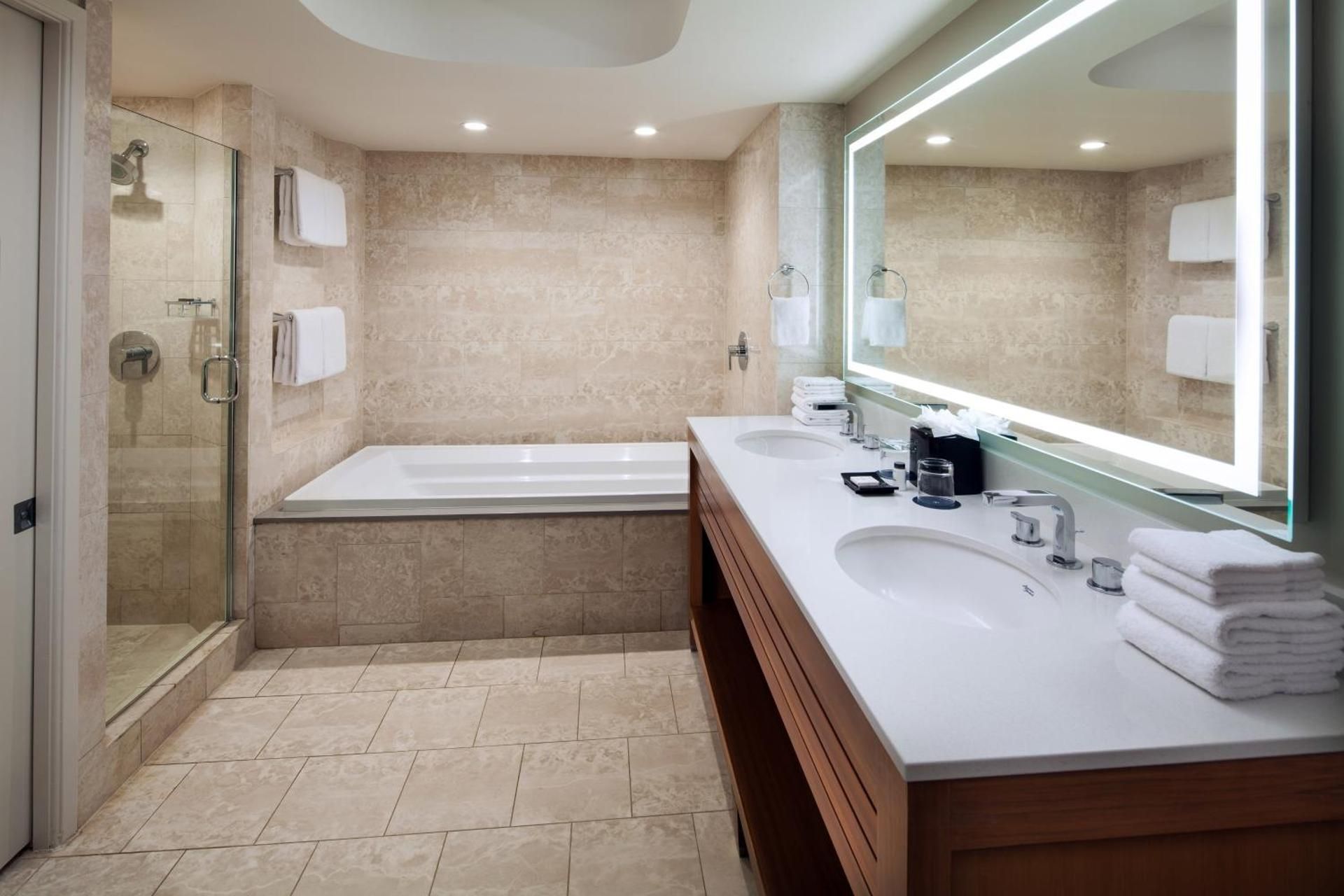 Deluxe Oceanfront Suite with Two Queen Beds and Sofa Bed