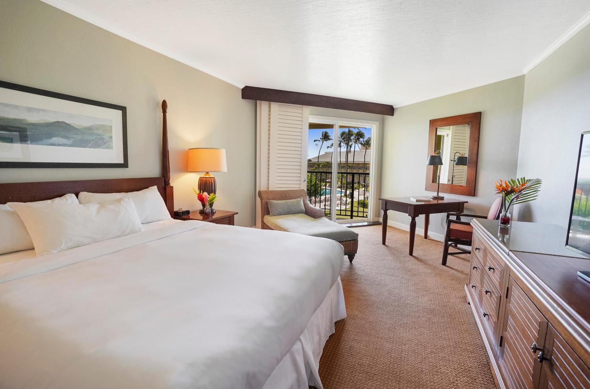 Pool Ocean View 1 King Bed