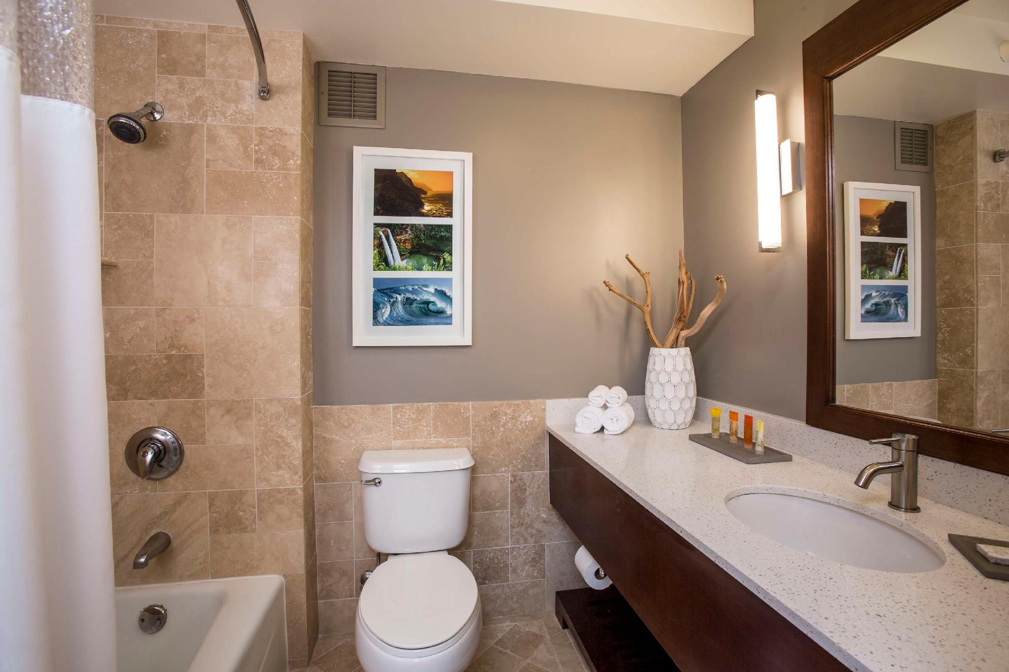 Premium Partial Ocean View 2 Double Beds