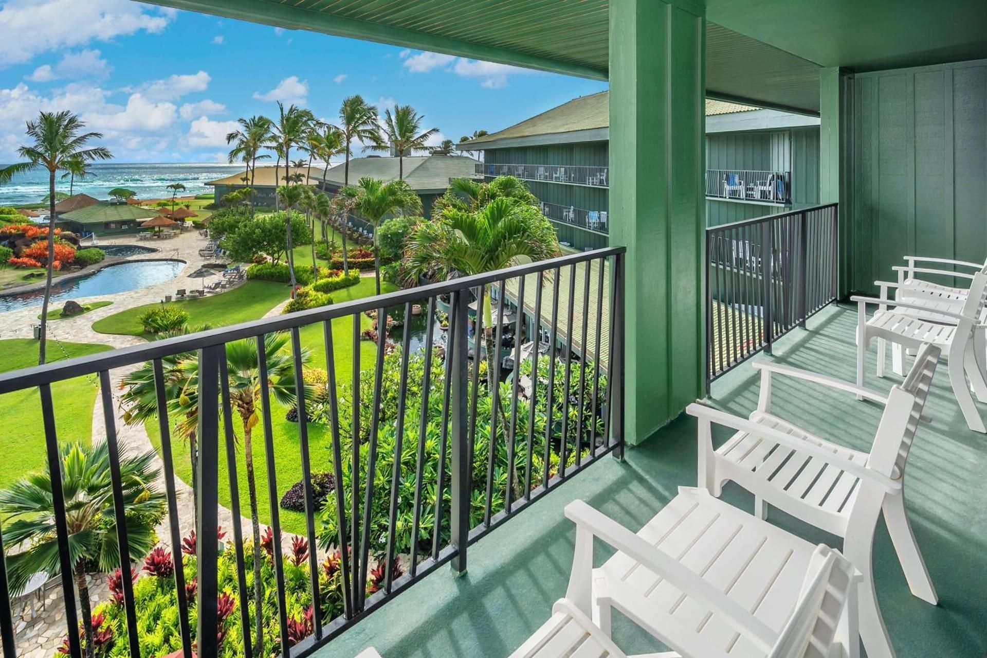Premium Pool Ocean View 1 King Bed