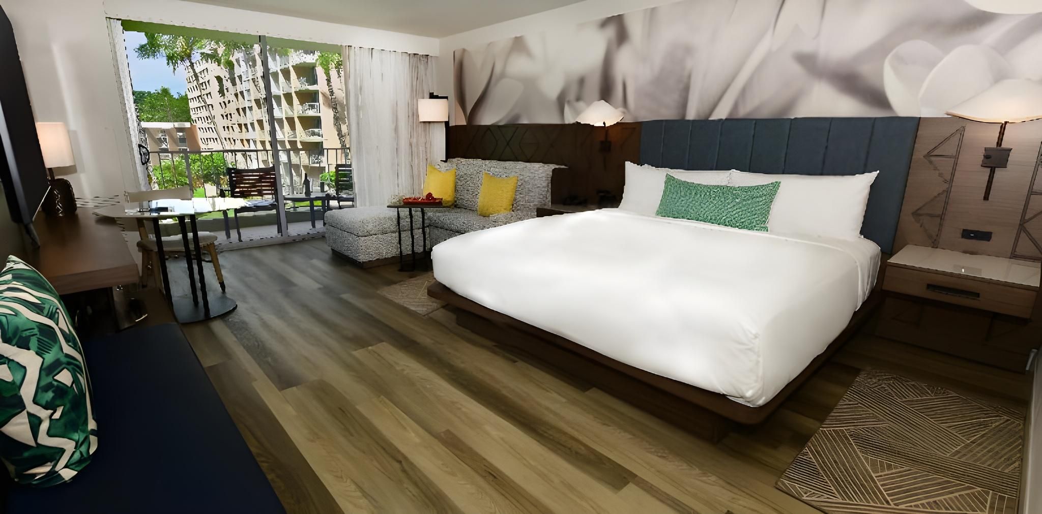 Deluxe King-Ground Floor Lanai