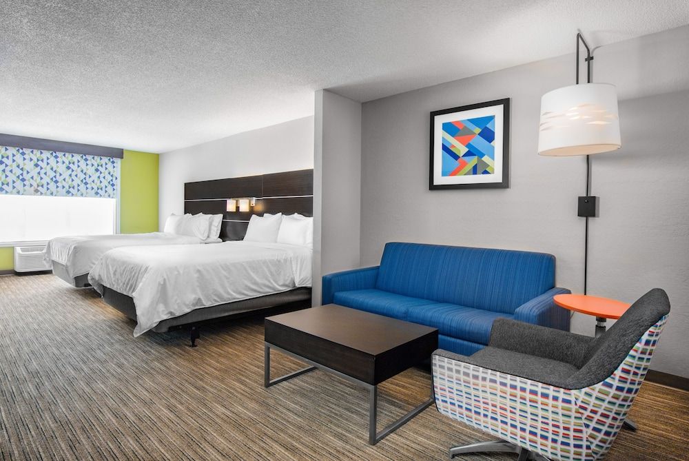 Suite, Multiple Beds