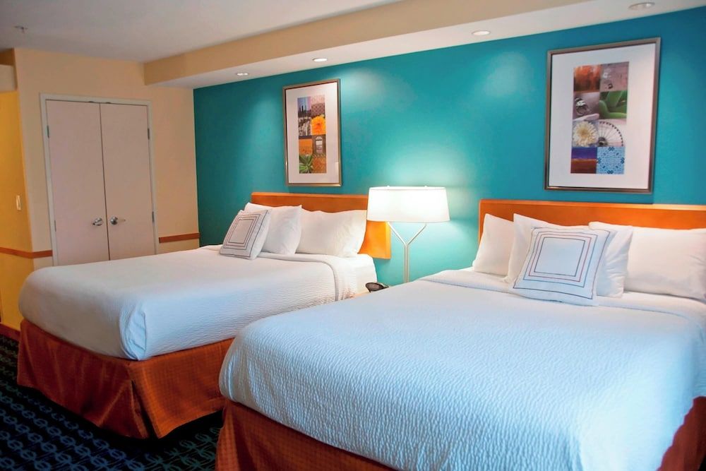 Room, 2 Queen Beds, Non Smoking
