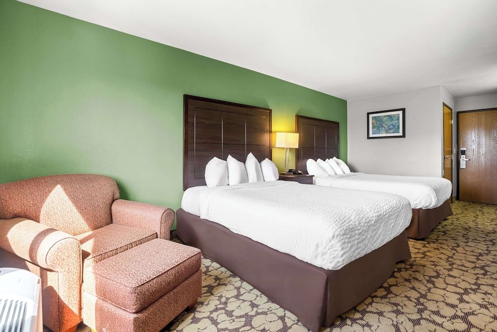 Standard Room, 2 Queen Beds, Non Smoking, Refrigerator & Microwave