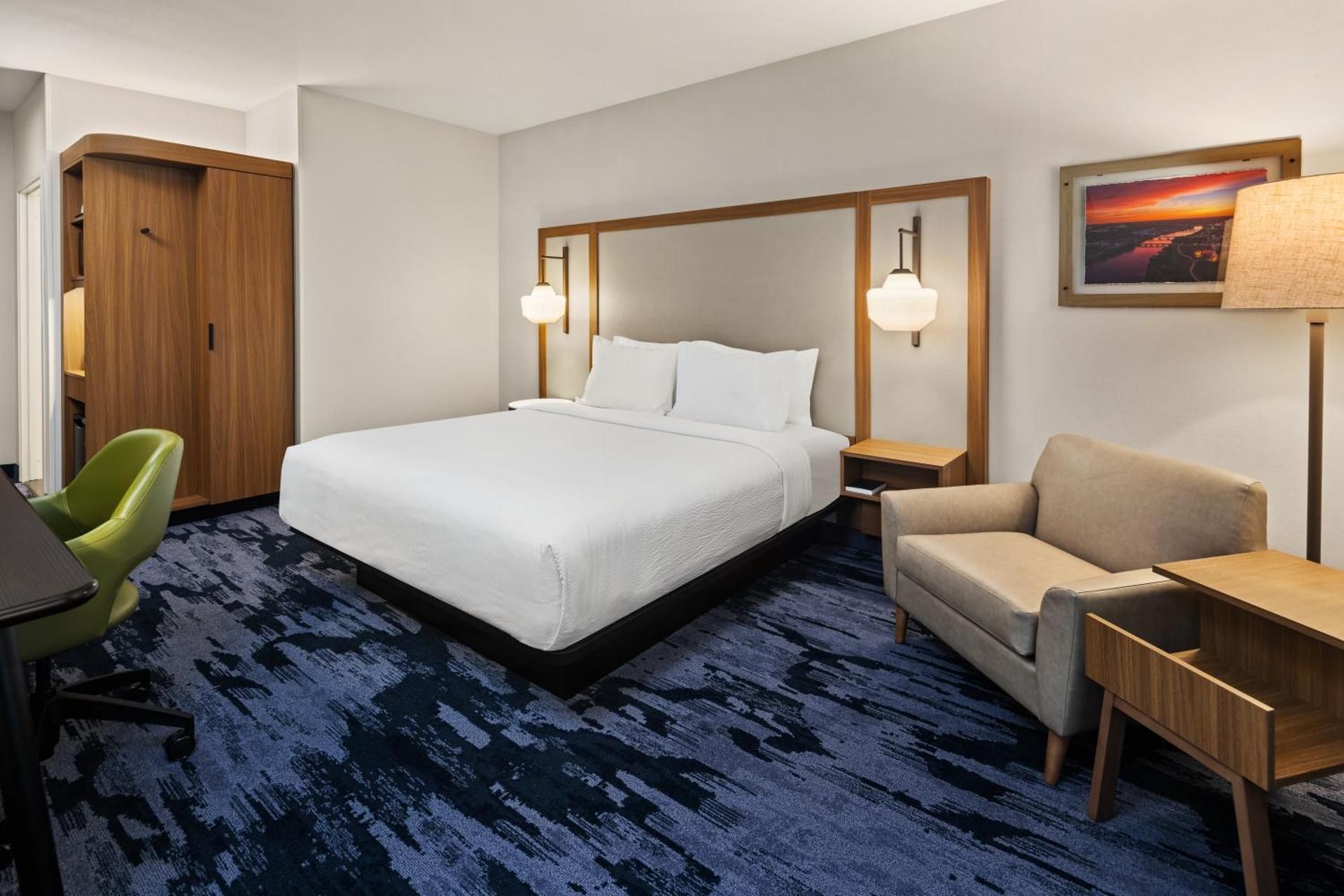King Room - Hearing Accessible