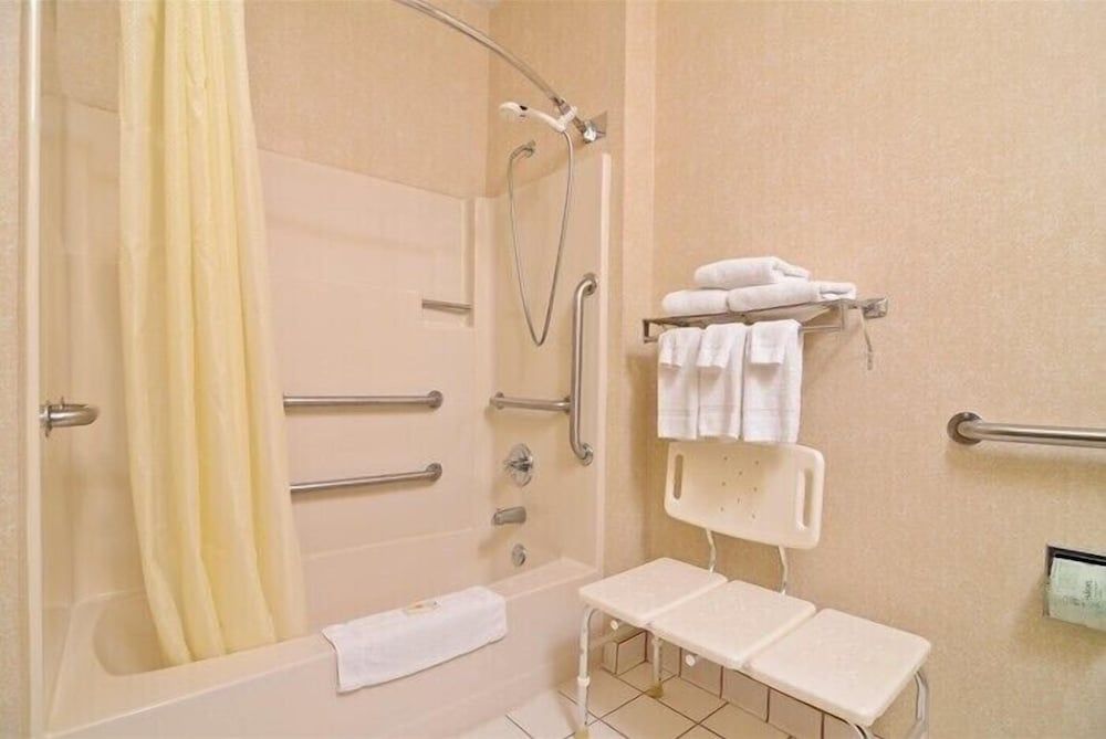 Room, 1 Queen Bed, Accessible, Non Smoking