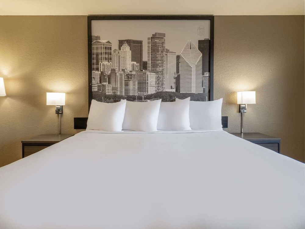 Standard Room, 1 King Bed