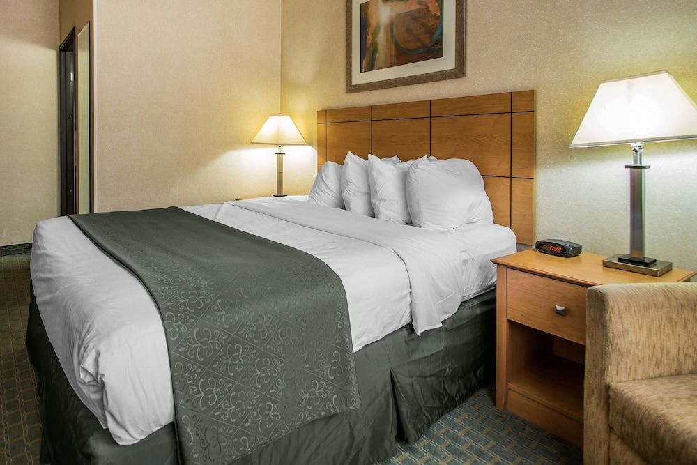 Standard Room, 1 Queen Bed, Non Smoking