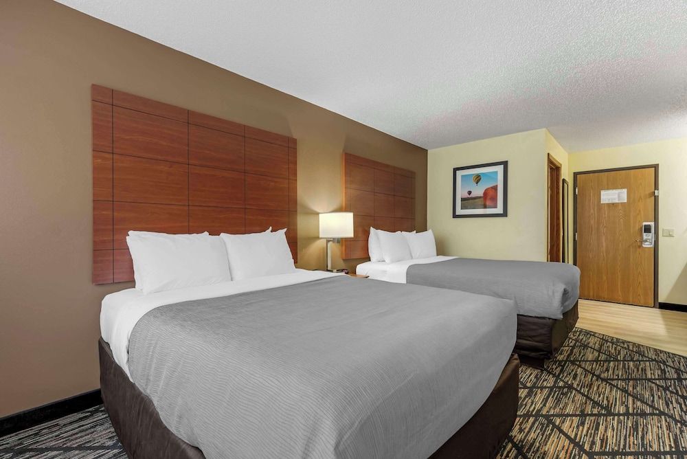 Room, 2 Queen Beds, Non Smoking