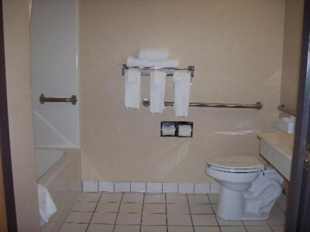 Room, 2 Queen Beds, Non Smoking