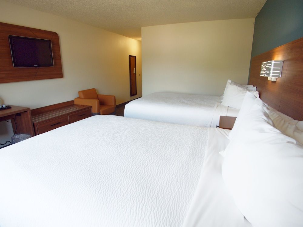 Standard Room, Multiple Beds, Non Smoking