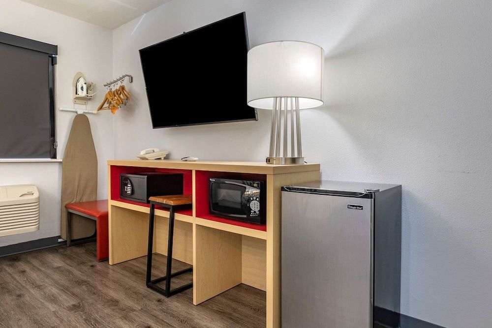 Sleep Inn & Suites Jerome - Twin Falls Standard Room, 1 Queen Bed, Non Smoking 5