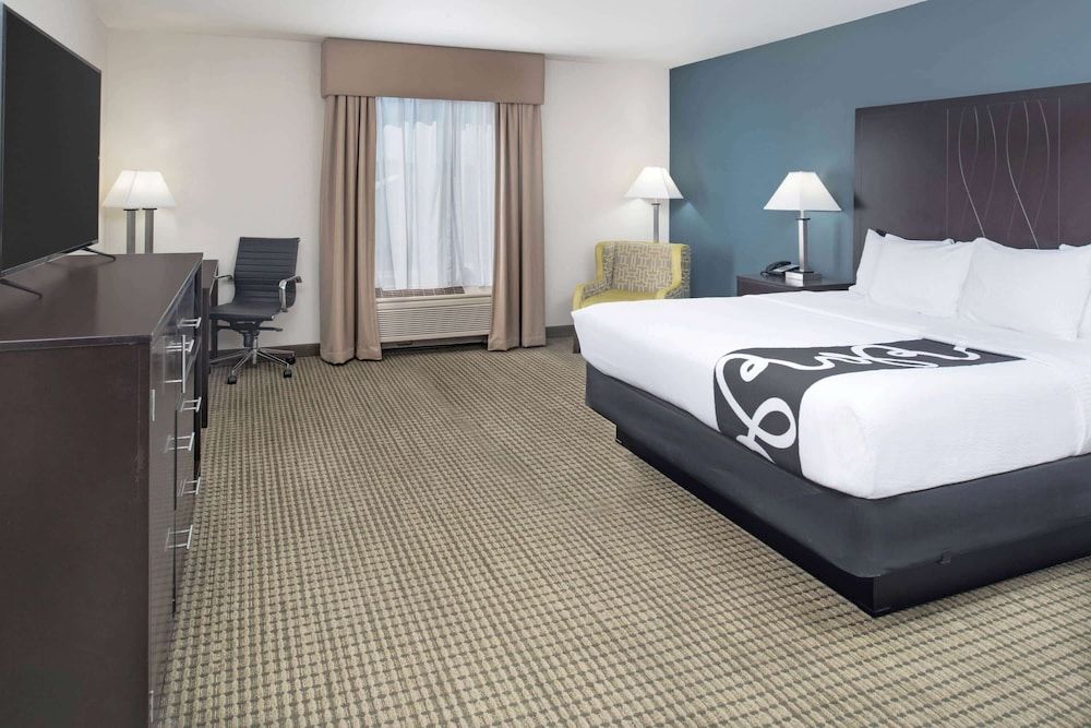 Room, 1 King Bed, Accessible, Non Smoking