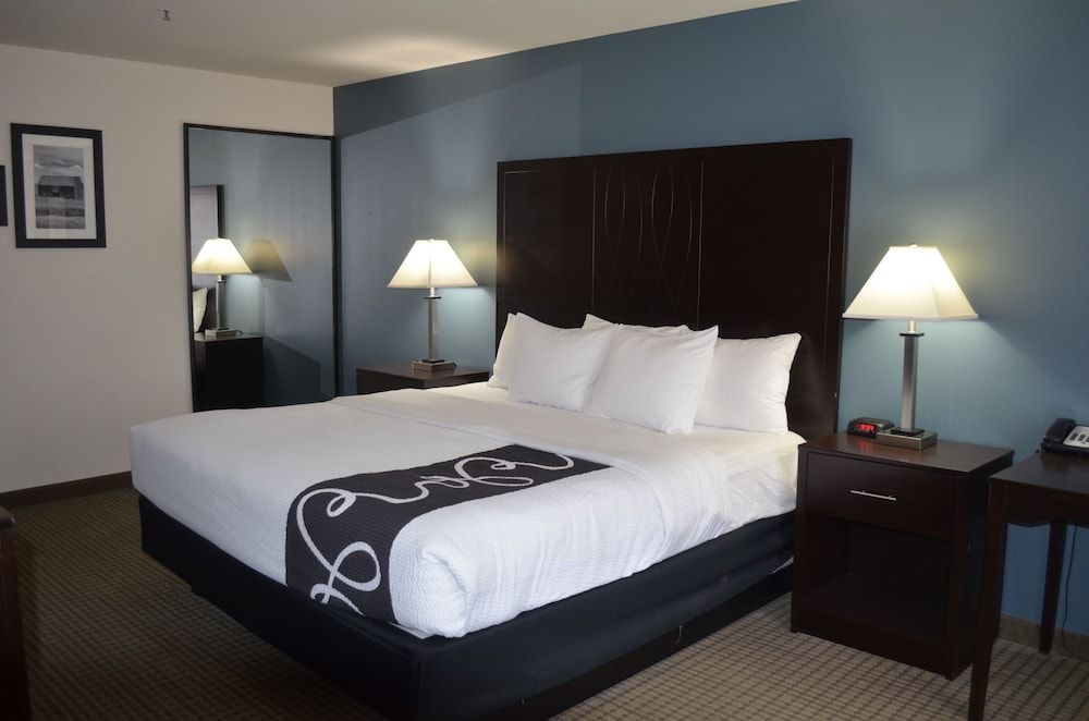 Room, 1 King Bed, Non Smoking