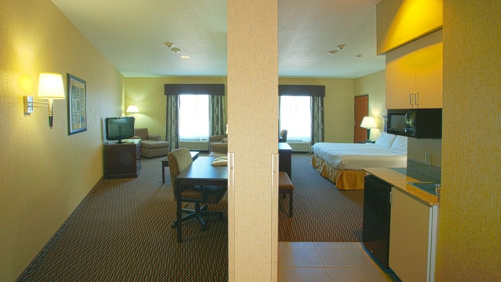 Suite, 1 King Bed (Office)