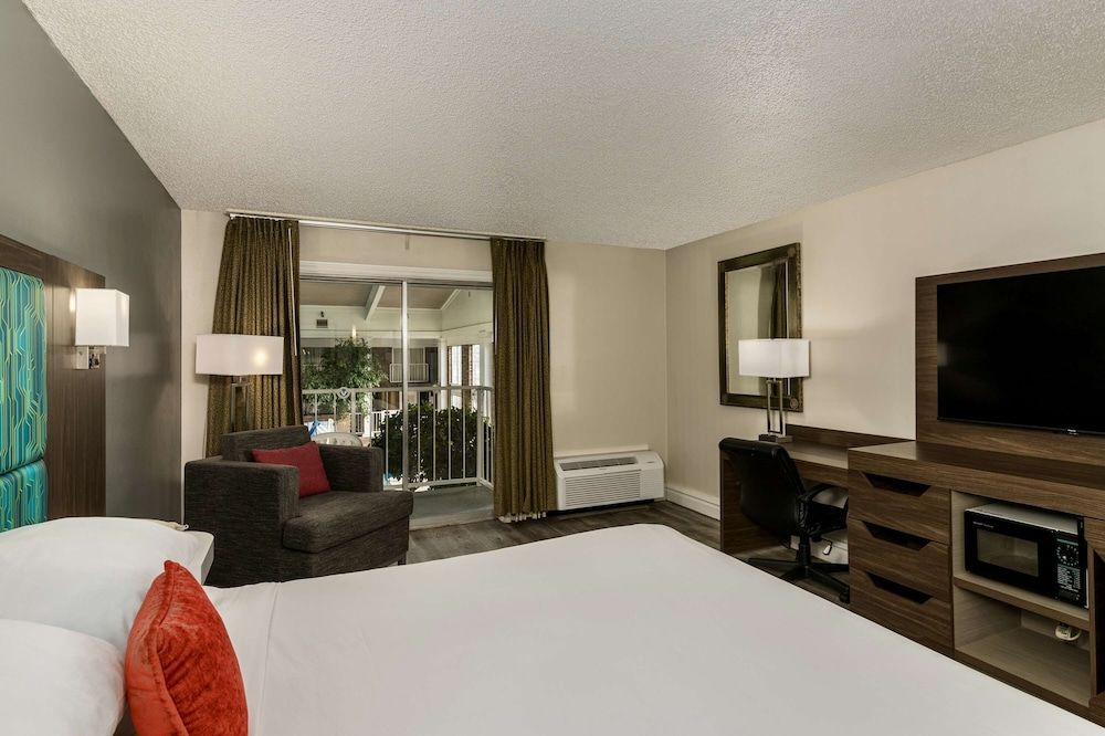 Red Lion Hotel Pocatello Room, 1 King Bed