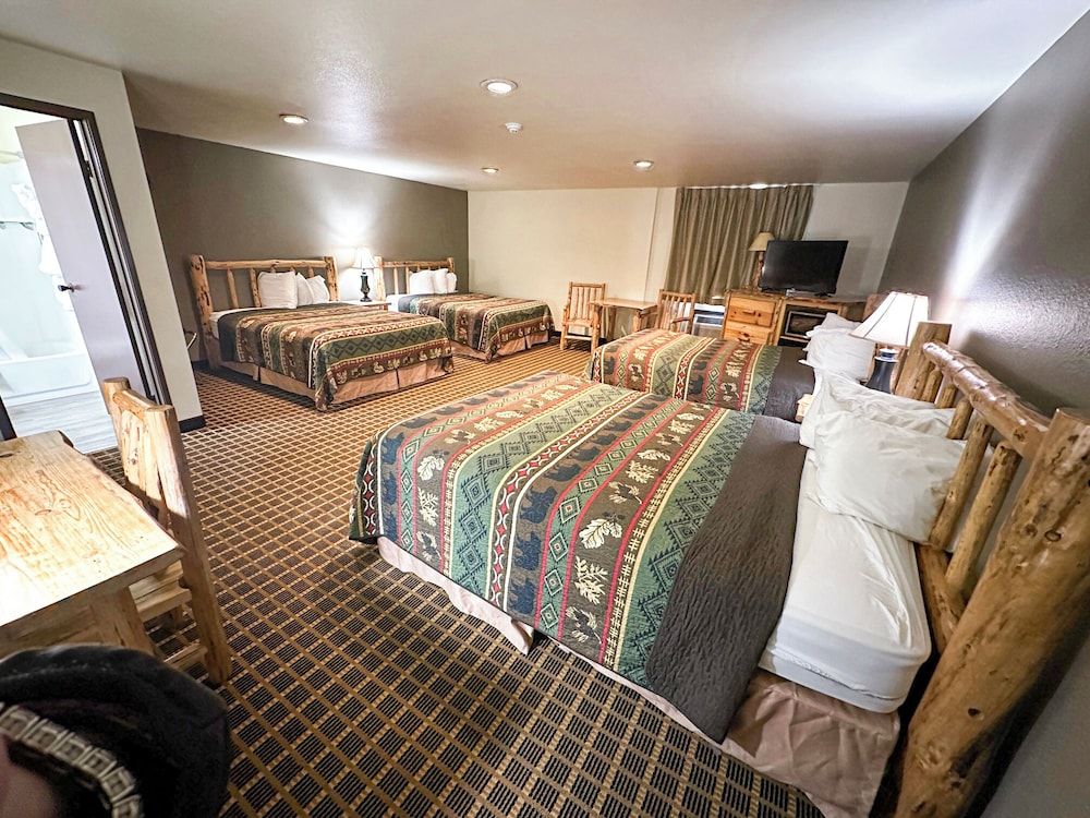 Fairbridge Inn & Suites Sandpoint Superior Room 5