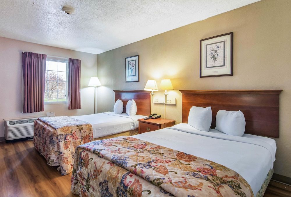 Motel 6 Alsip, IL Standard Room, 2 Double Beds, Non Smoking 5