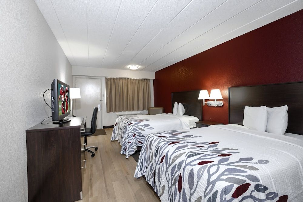 Red Roof Inn Chicago-O'Hare Airport/ Arlington Hts Deluxe Room, 2 Double Beds, Non Smoking 2