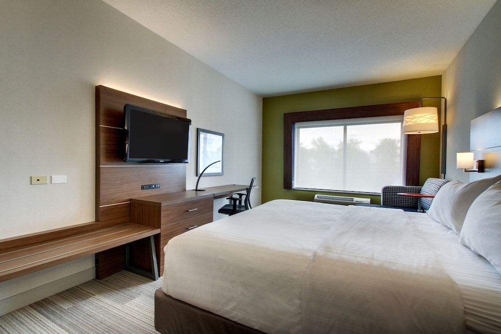 Suite, 1 King Bed