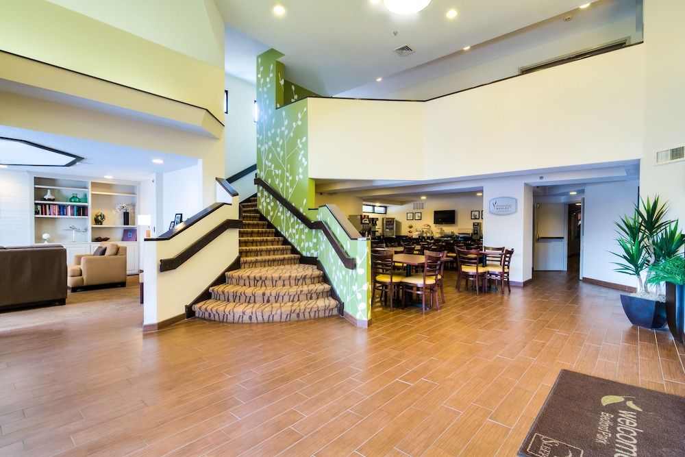 undefined Sleep Inn Midway Airport Bedford Park