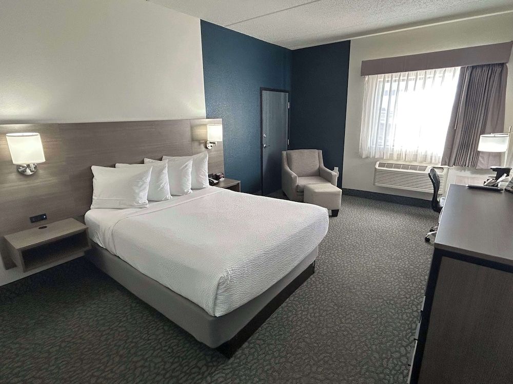 Standard Room, 1 Queen Bed, Non Smoking