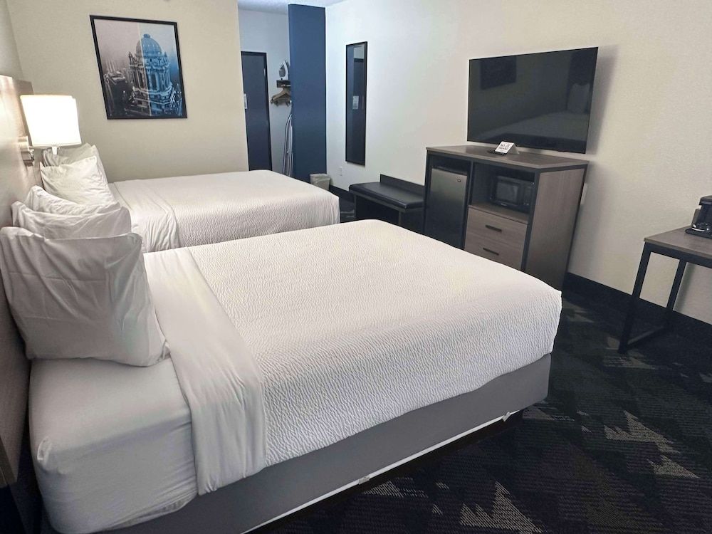 Standard Room, 2 Queen Beds, Non Smoking