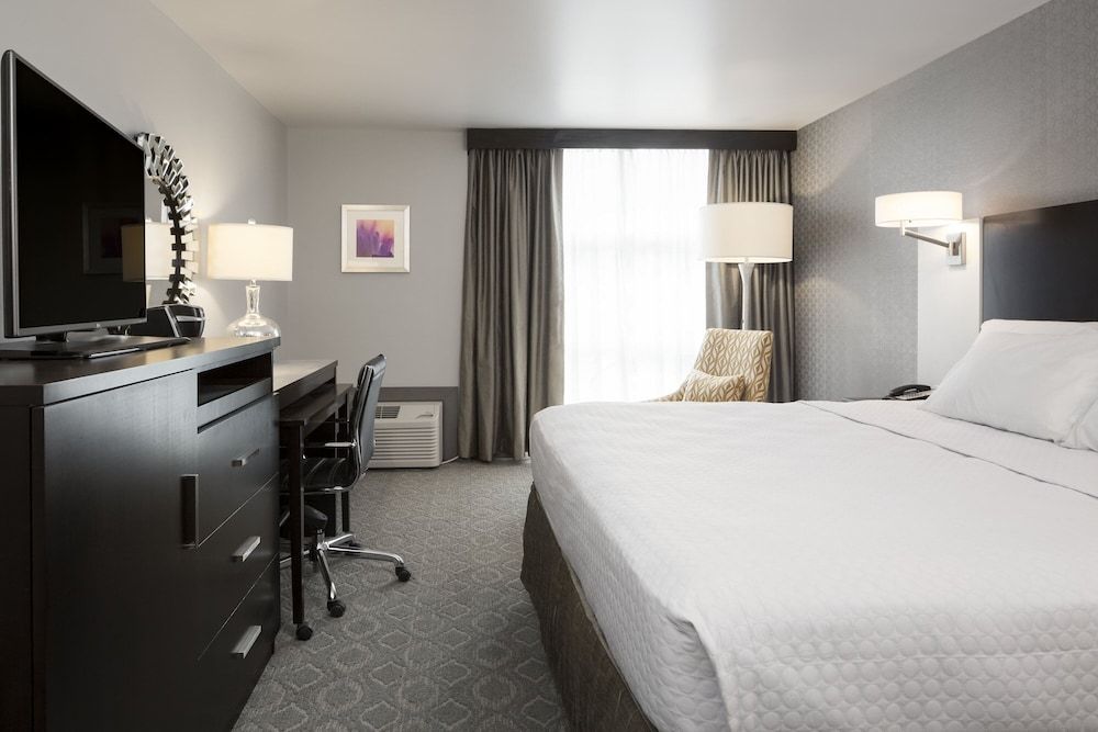 Standard Room, 1 King Bed