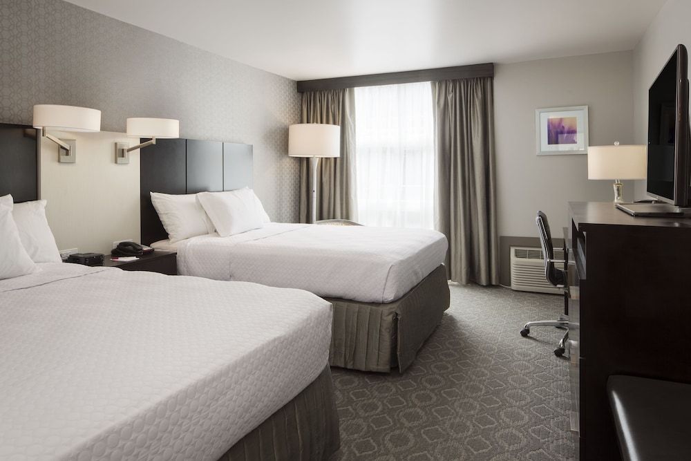 Standard Room, 2 Queen Beds, Accessible (Communications)