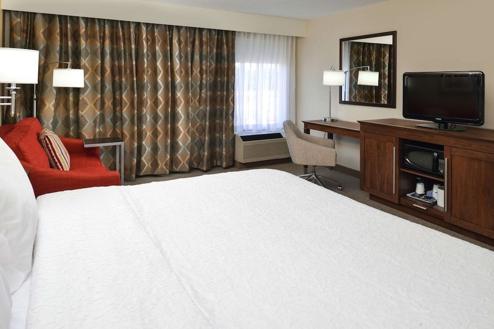 One King Bed, Non-Smoking