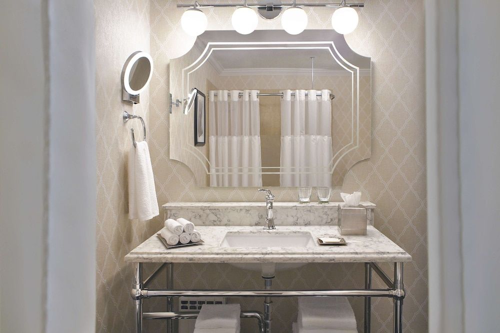 undefined The Drake 10